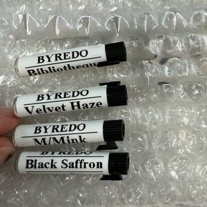 Byredo Perfume Sample Set - Black and White